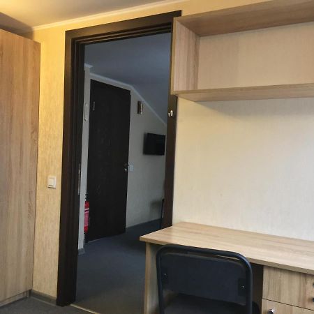 Guest House Sotni Kiev Esterno foto